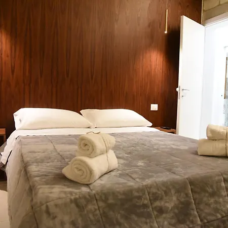 Oda ve Kahvaltı Altemura 3*