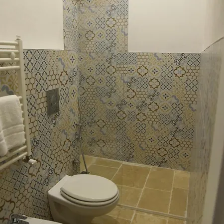 Altemura Oda ve Kahvaltı 3*