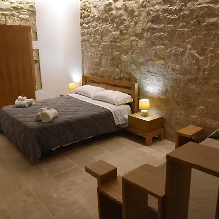 Altemura Oda ve Kahvaltı Bari